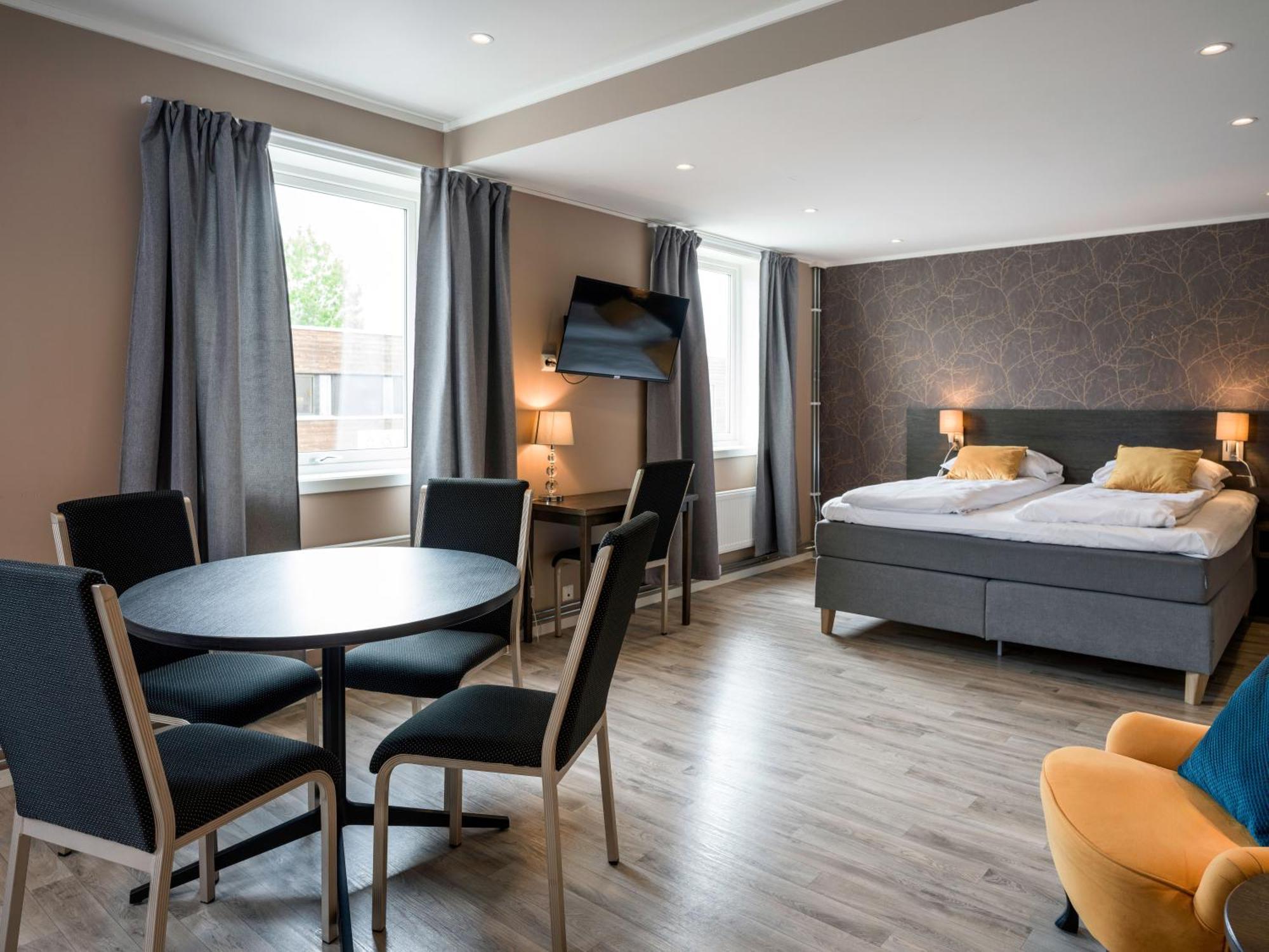 Comfort Hotel פינסנס מראה חיצוני תמונה